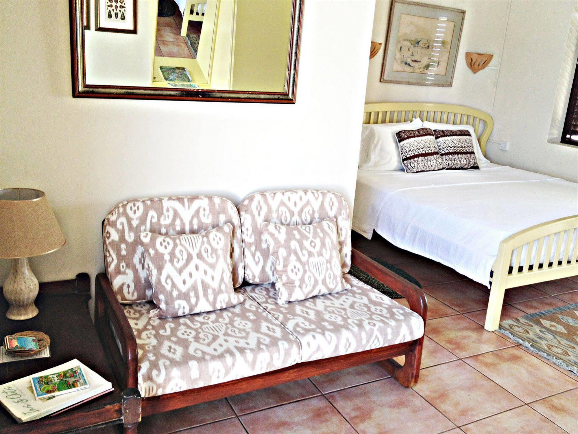 Round House Hotel Bathsheba Ngoại thất bức ảnh