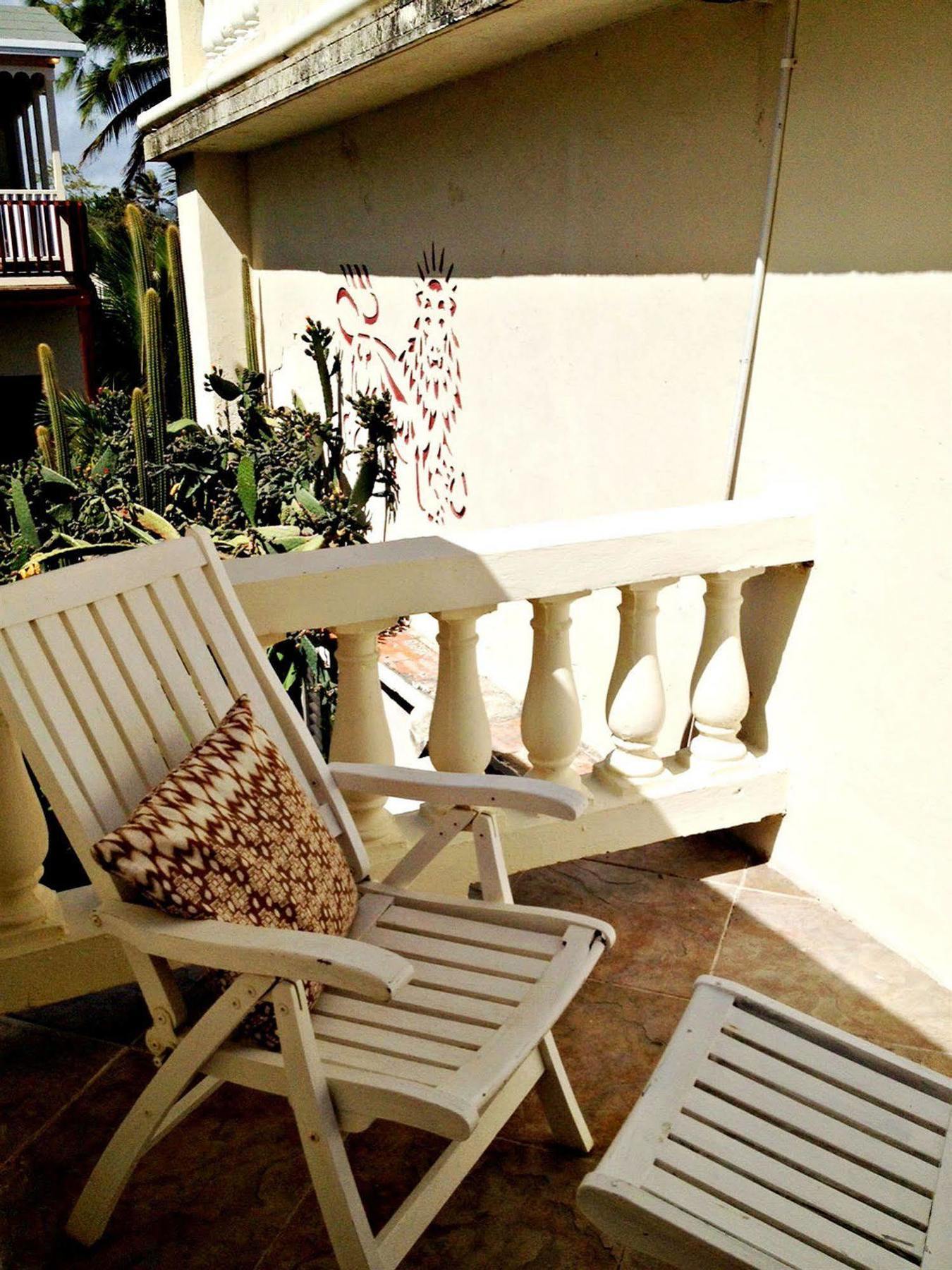Round House Hotel Bathsheba Ngoại thất bức ảnh